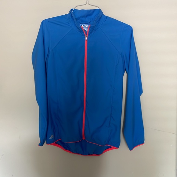 Adidas Medium windbreaker jacket EUC worn once. Thin breathable silky material - Picture 3 of 11